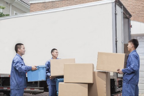 Lewisham man and van service supporting a local move