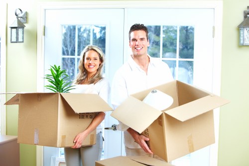 Local removals crew managing a short notice house move